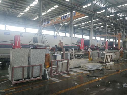 Wanli Stone Group приобрел станок для резки гранита с ЧПУ
